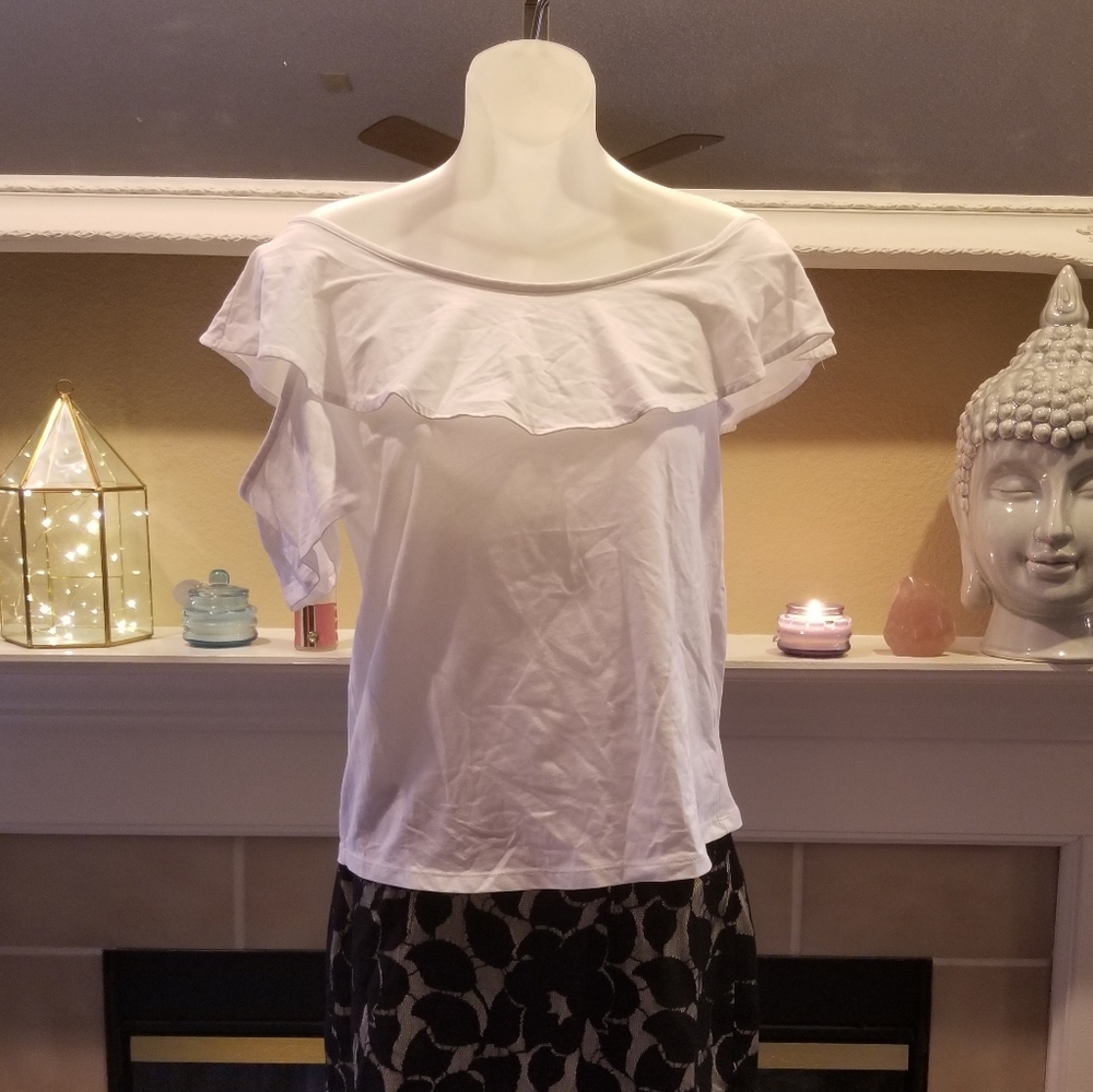 J Crew ruffle off shoulder one sleep top, Sz XS